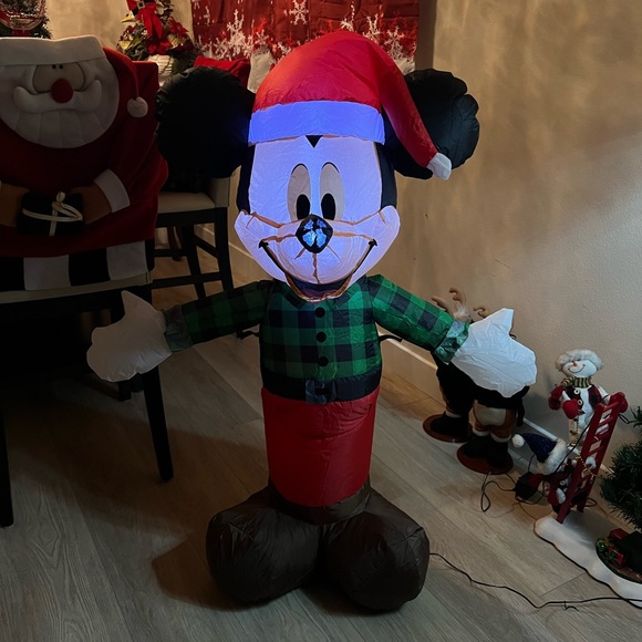 Disney Mickey Mouse Christmas Inflatable